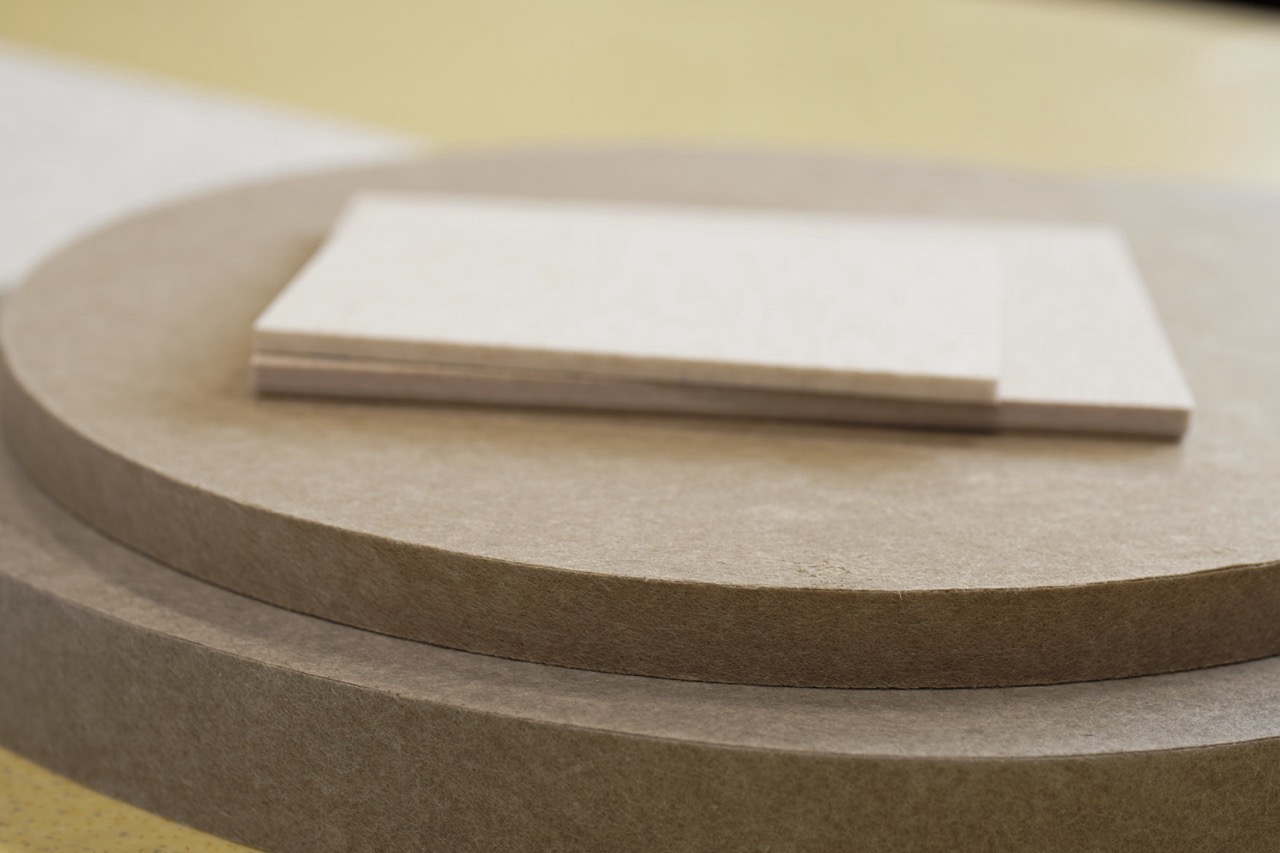 grubość paneli akustyczne poprawiające komfort wnętrza